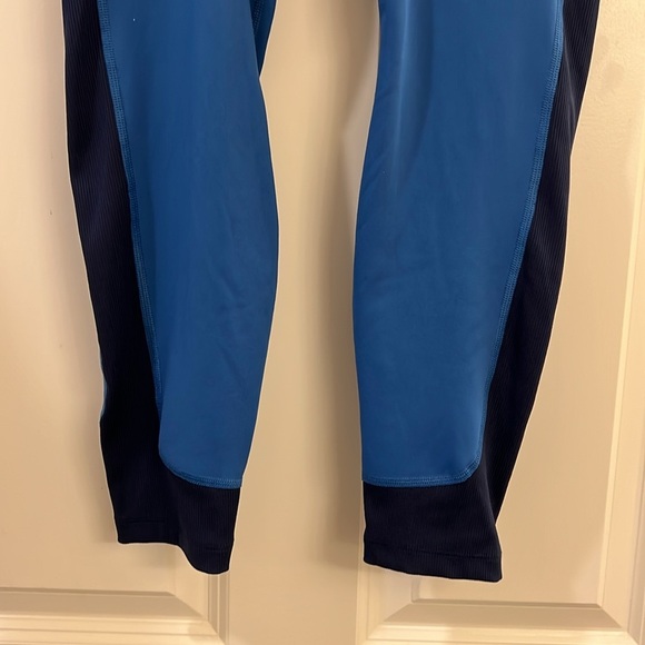 Nike Yoga Dri-fit ladies Athletic Leggings - Picture 2 of 6